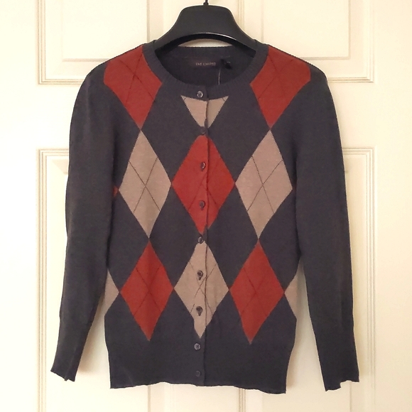 NWT. The Limited Woman's 100% cotton knit sweater with diamond shape design. - Picture 3 of 4